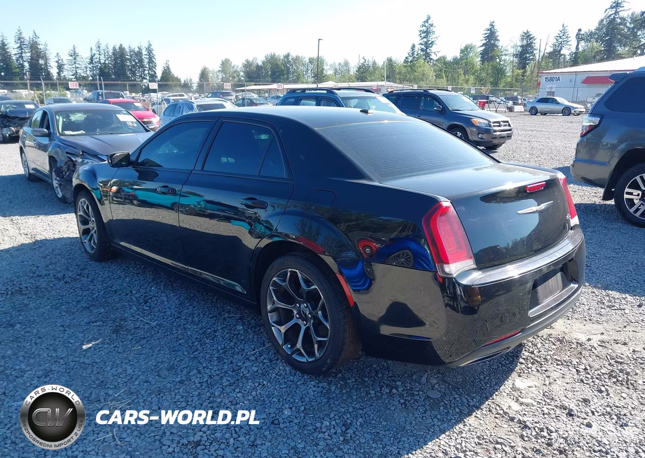 2016 Chrysler 300 S VIN:2C3CCABG3GH269141 - 3