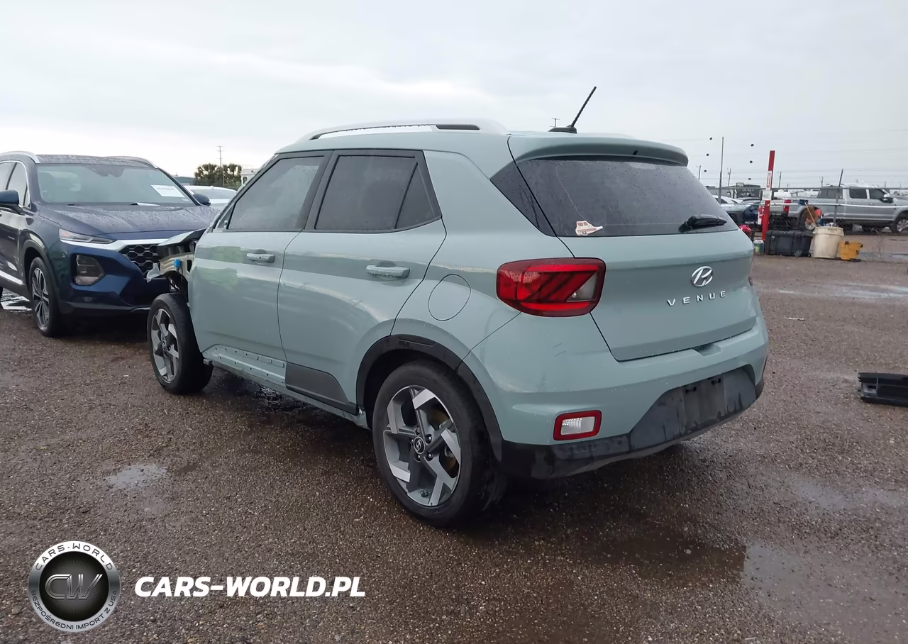 2025 Hyundai Venue Sel VIN:KMHRC8A34SU387553 - 3