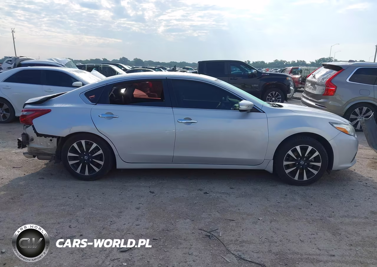 2018 Nissan Altima 2.5 Sv VIN:1N4AL3AP0JC230295 - 14