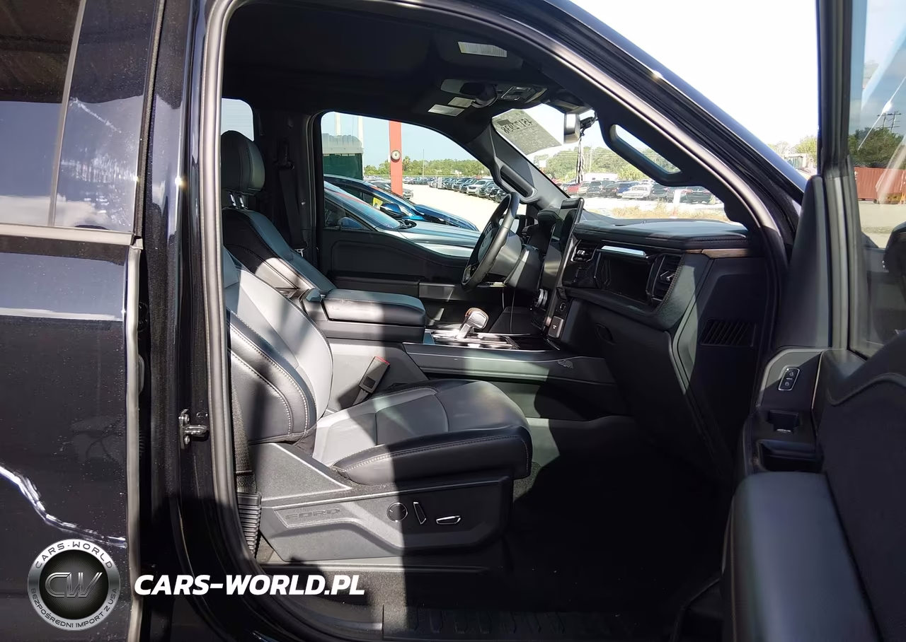 2025 Ford F-150 Lightning Lariat VIN:1FT6W5L75SWG06876 - 5