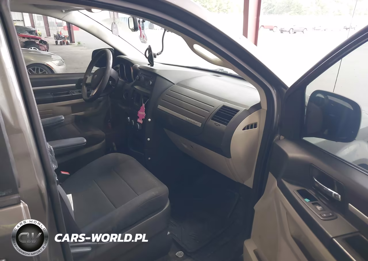 2010 Dodge Grand Caravan Se VIN:2D4RN4DE3AR467168 - 5