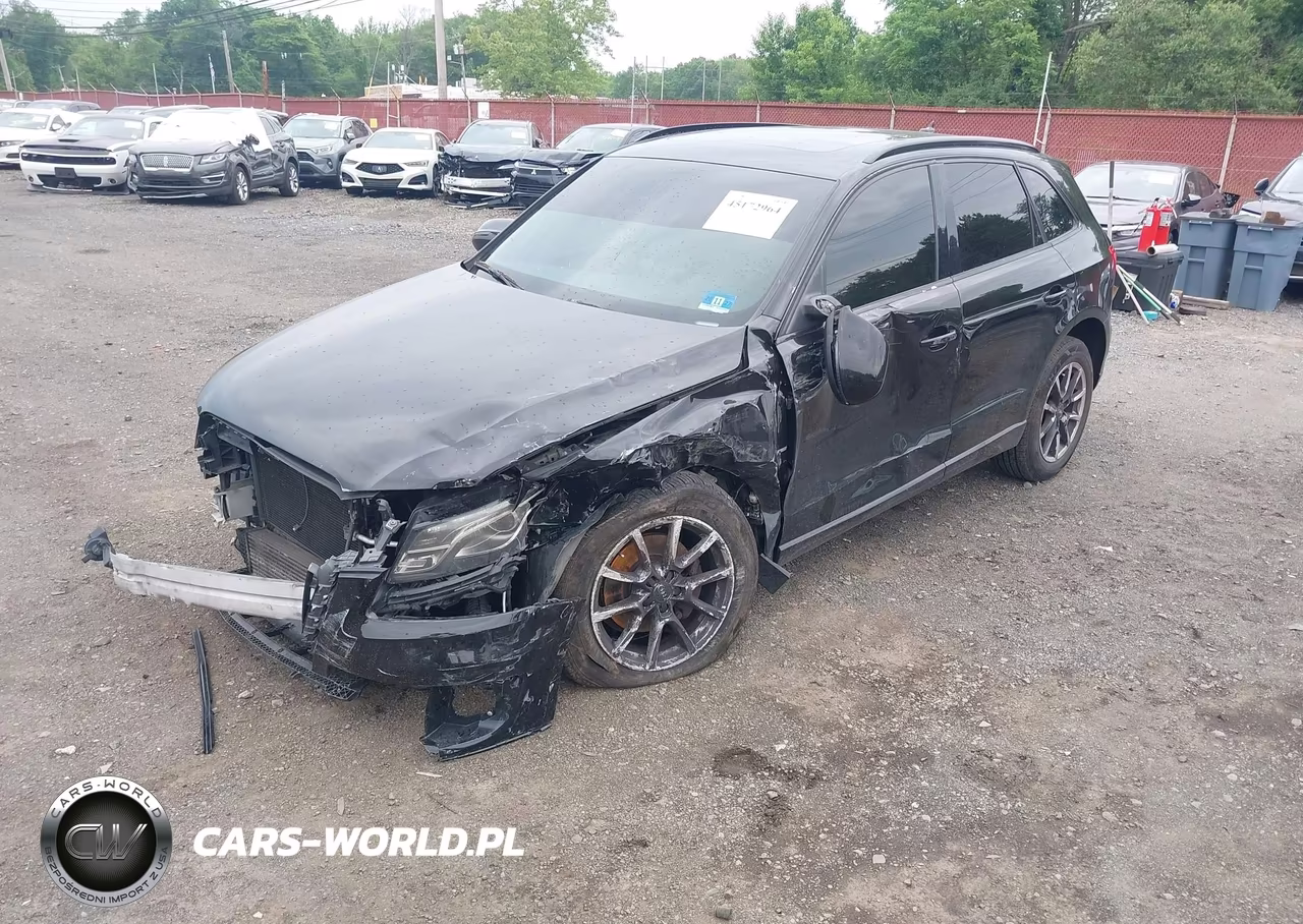 2011 Audi Q5 2.0T Premium VIN:WA1LFAFP1BA024756 - 2