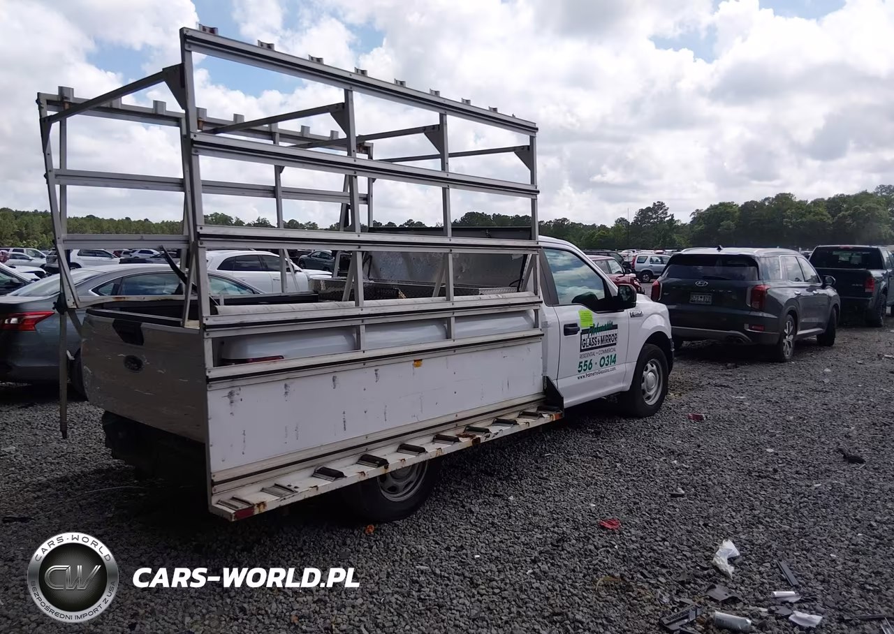 2018 Ford F-150 Xl VIN:1FTMF1CB2JKC01603 - 4