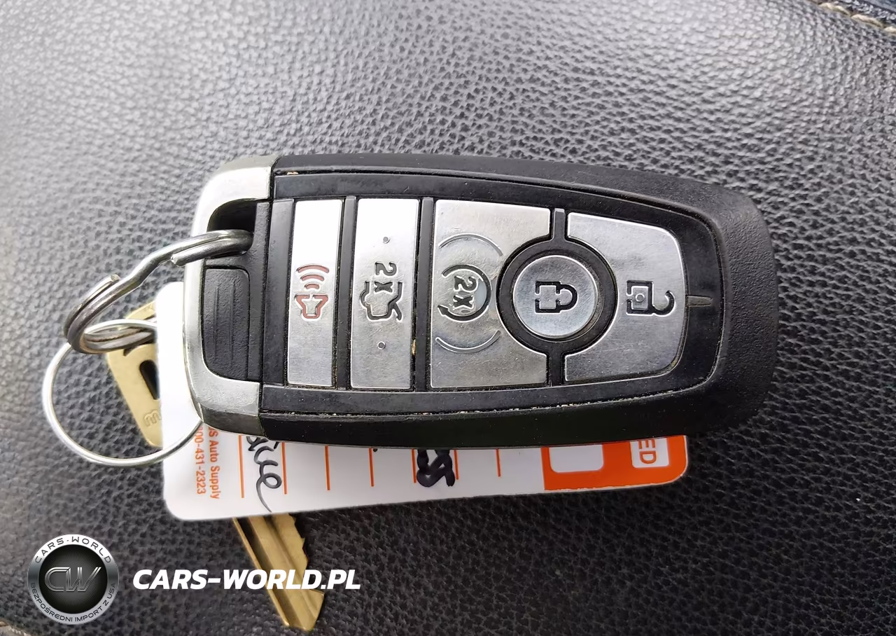 2020 Ford Fusion Titanium VIN:3FA6P0D92LR131133 - 11
