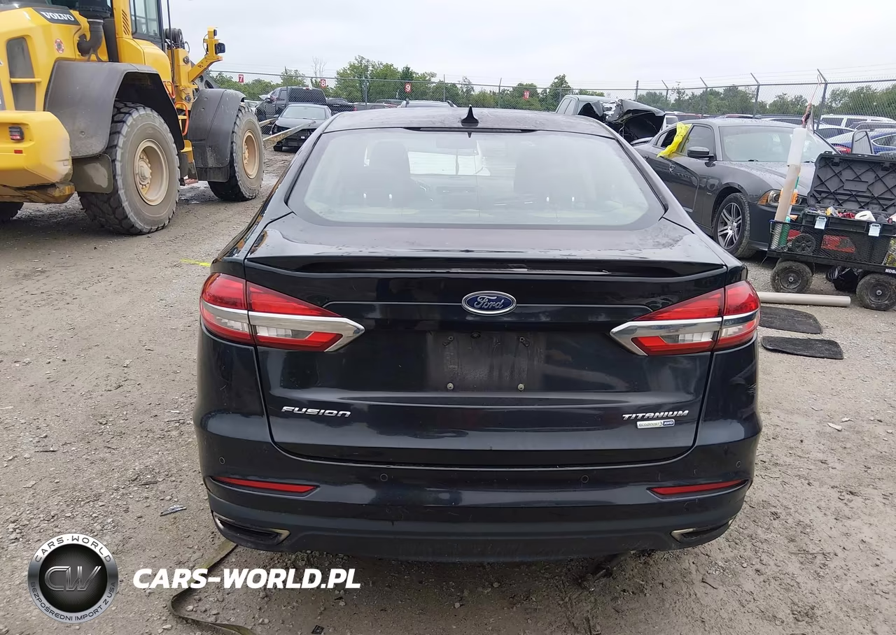 2020 Ford Fusion Titanium VIN:3FA6P0D92LR131133 - 17