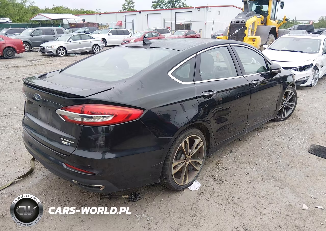 2020 Ford Fusion Titanium VIN:3FA6P0D92LR131133 - 4