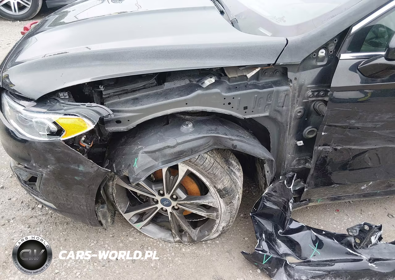 2020 Ford Fusion Titanium VIN:3FA6P0D92LR131133 - 6