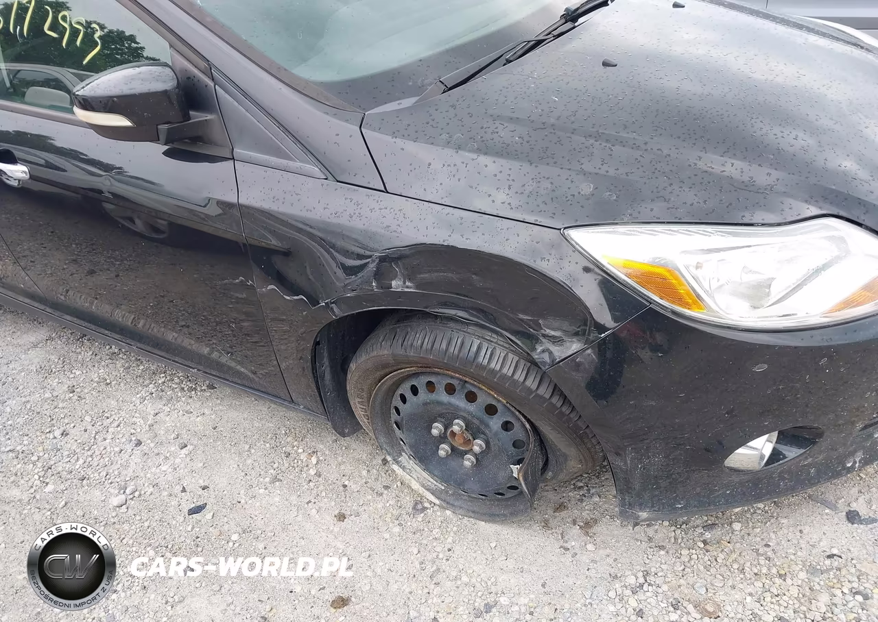 2012 Ford Focus Se VIN:1FAHP3F21CL350903 - 6
