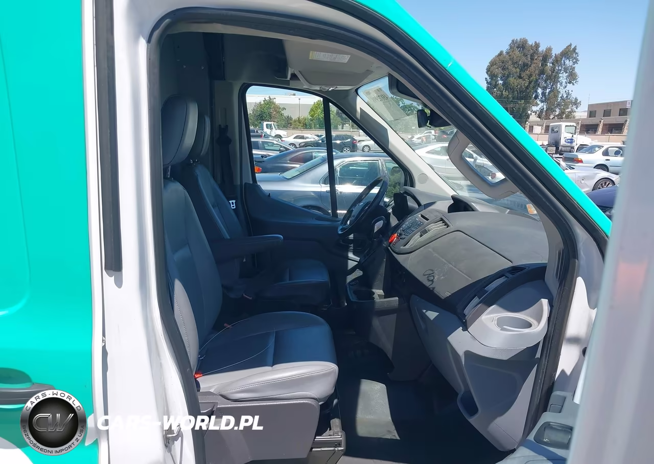 2019 Ford Transit-250 VIN:1FTYR2CM4KKB54754 - 5