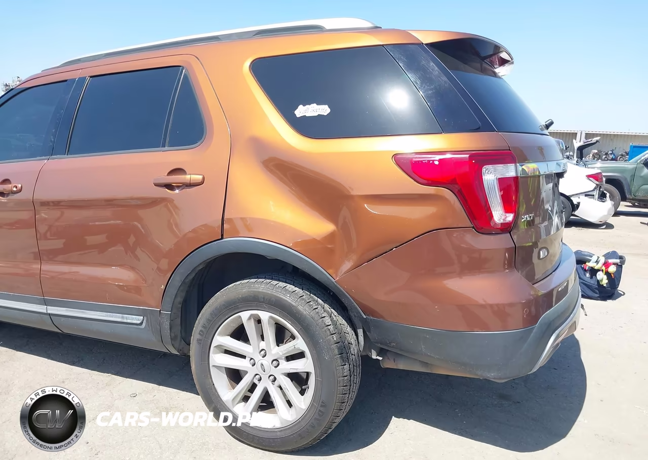 2017 Ford Explorer Xlt VIN:1FM5K7DH9HGC76930 - 6