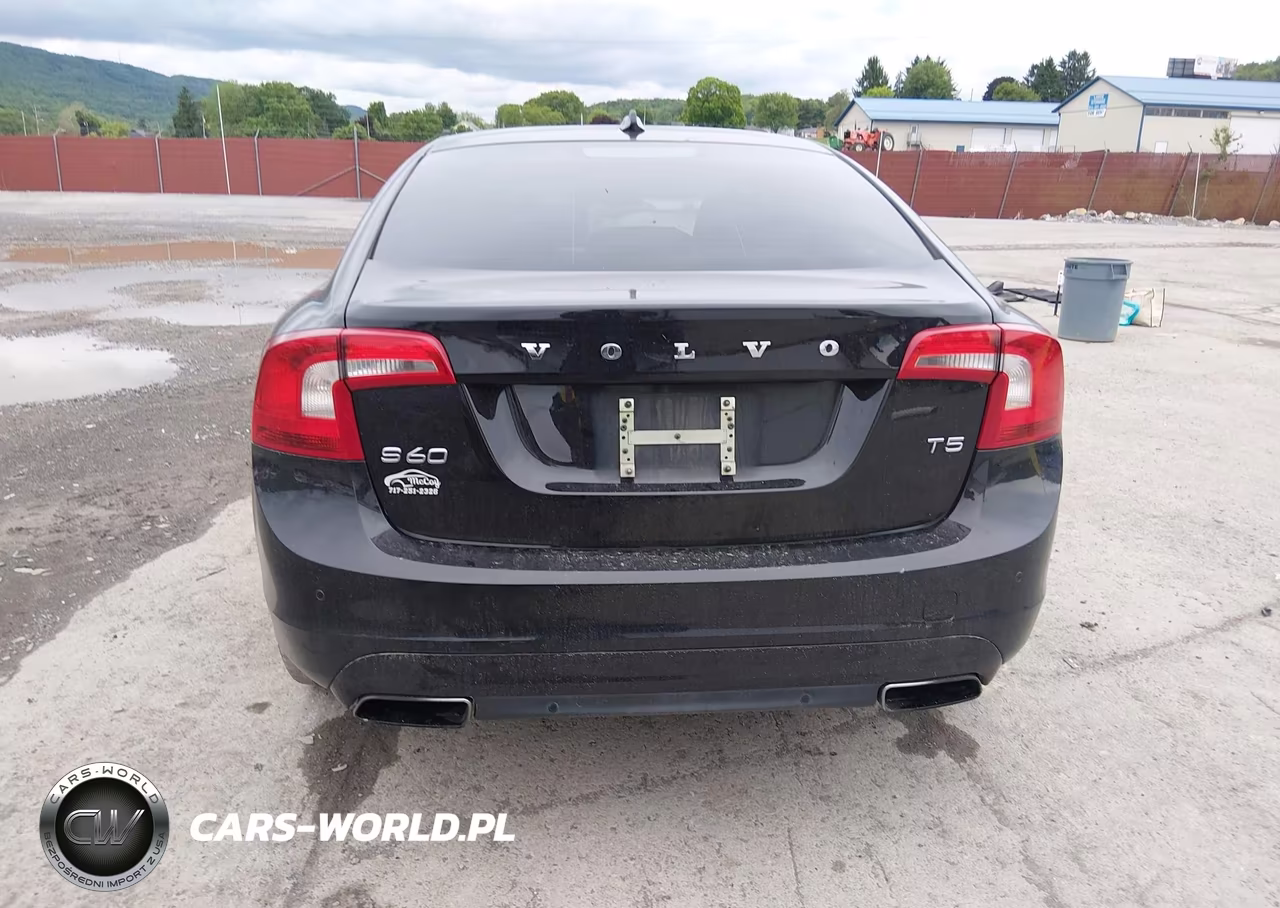 2014 Volvo S60 T5 VIN:YV1612FSXE1285619 - 16