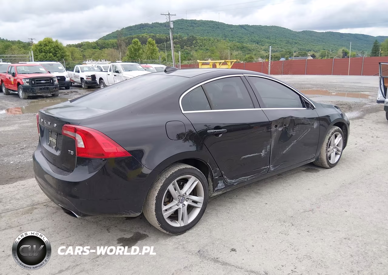 2014 Volvo S60 T5 VIN:YV1612FSXE1285619 - 4