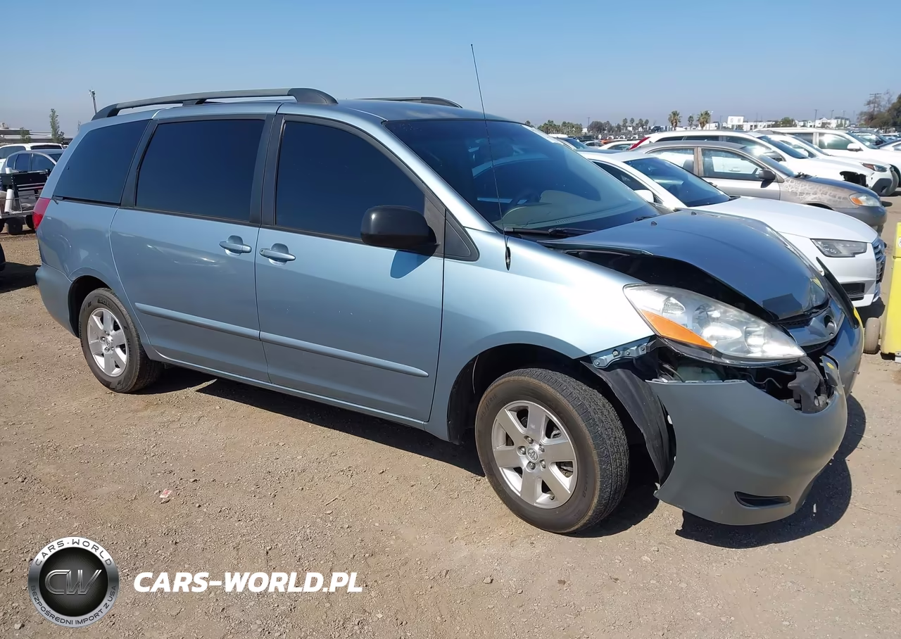 2006 Toyota Sienna Le – zdjęcie 1 z 11