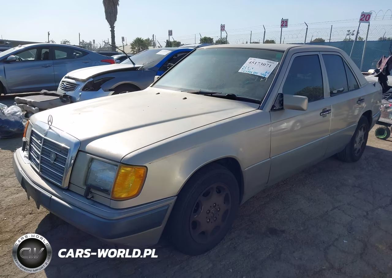 1992 Mercedes-Benz 400 E VIN:WDBEA34E0NB712819 - 2