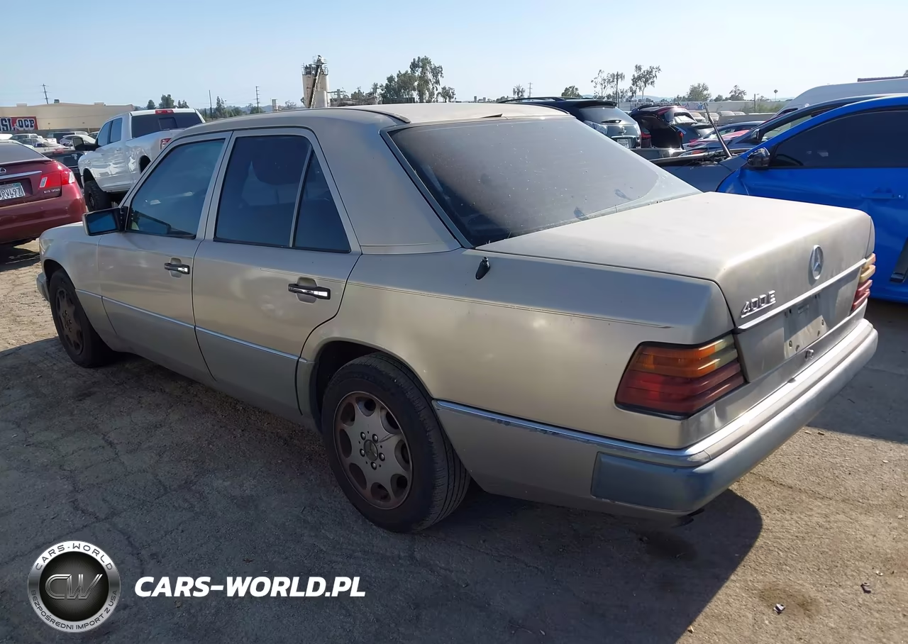 1992 Mercedes-Benz 400 E VIN:WDBEA34E0NB712819 - 3