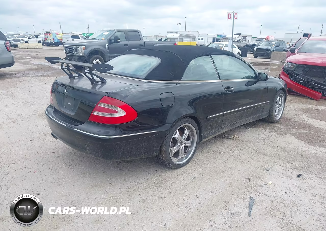 2005 Mercedes-Benz Clk 320 VIN:WDBTK65J95F127571 - 4