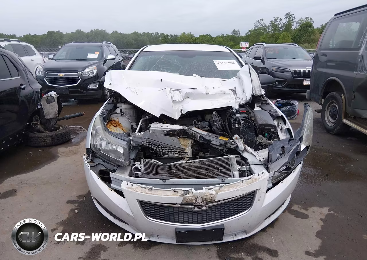 2013 Chevrolet Cruze Ls Auto VIN:1G1PA5SG2D7323796 - 13
