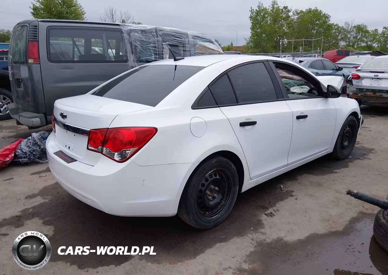 2013 Chevrolet Cruze Ls Auto VIN:1G1PA5SG2D7323796 - 4