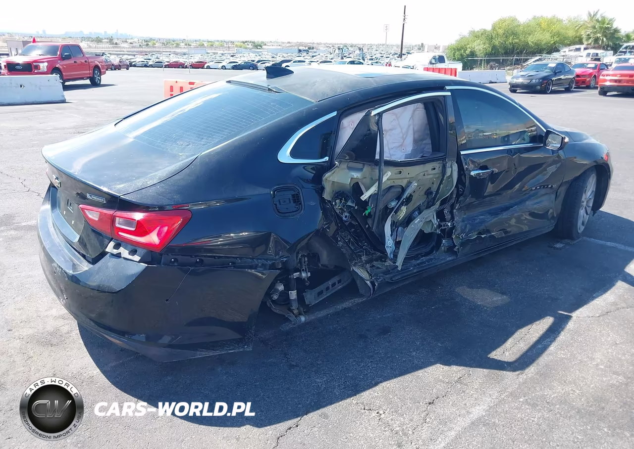 2016 Chevrolet Malibu Premier VIN:1G1ZH5SXXGF226702 - 4