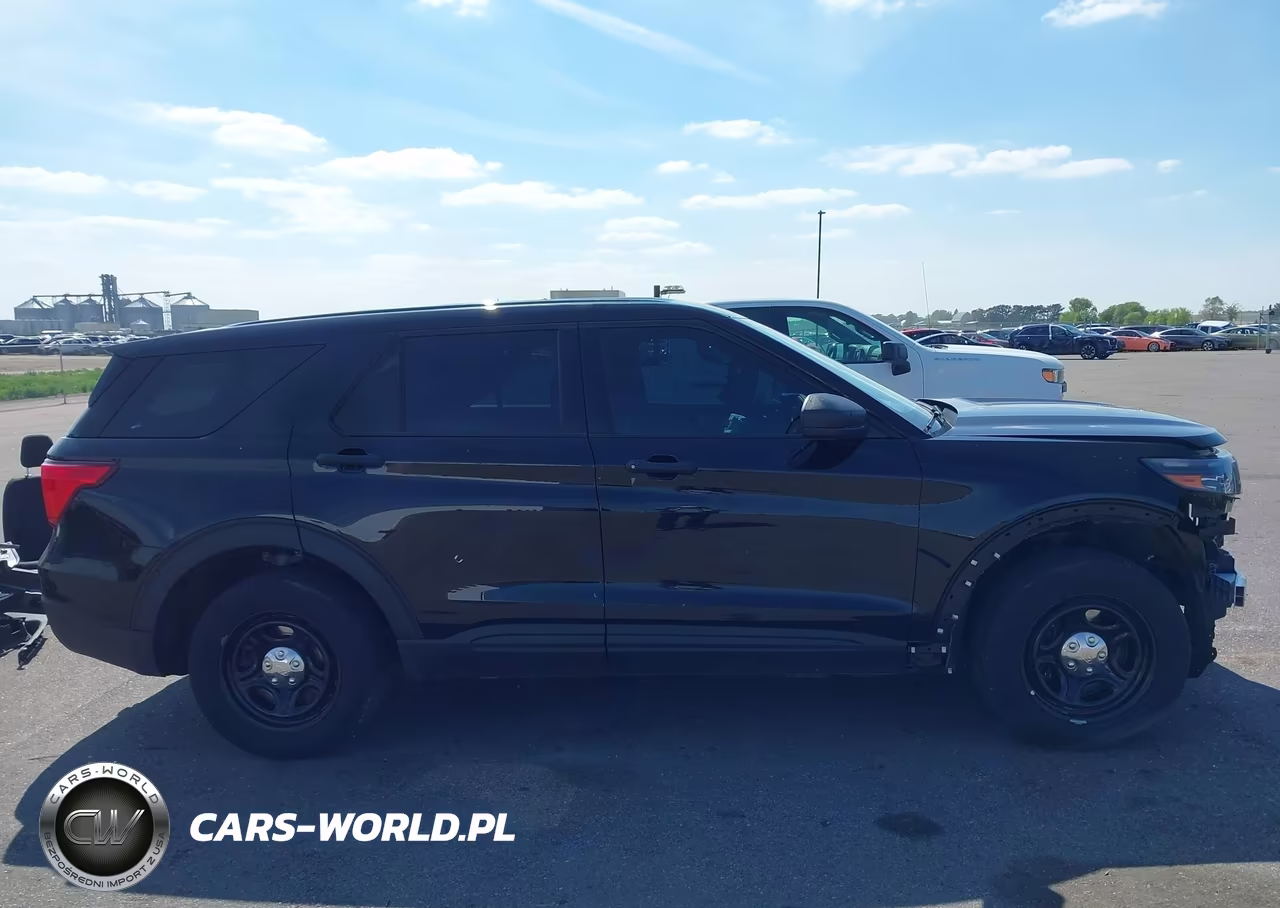 2023 Ford Police Interceptor Utility VIN:1FM5K8ABXPGC00170 - 14