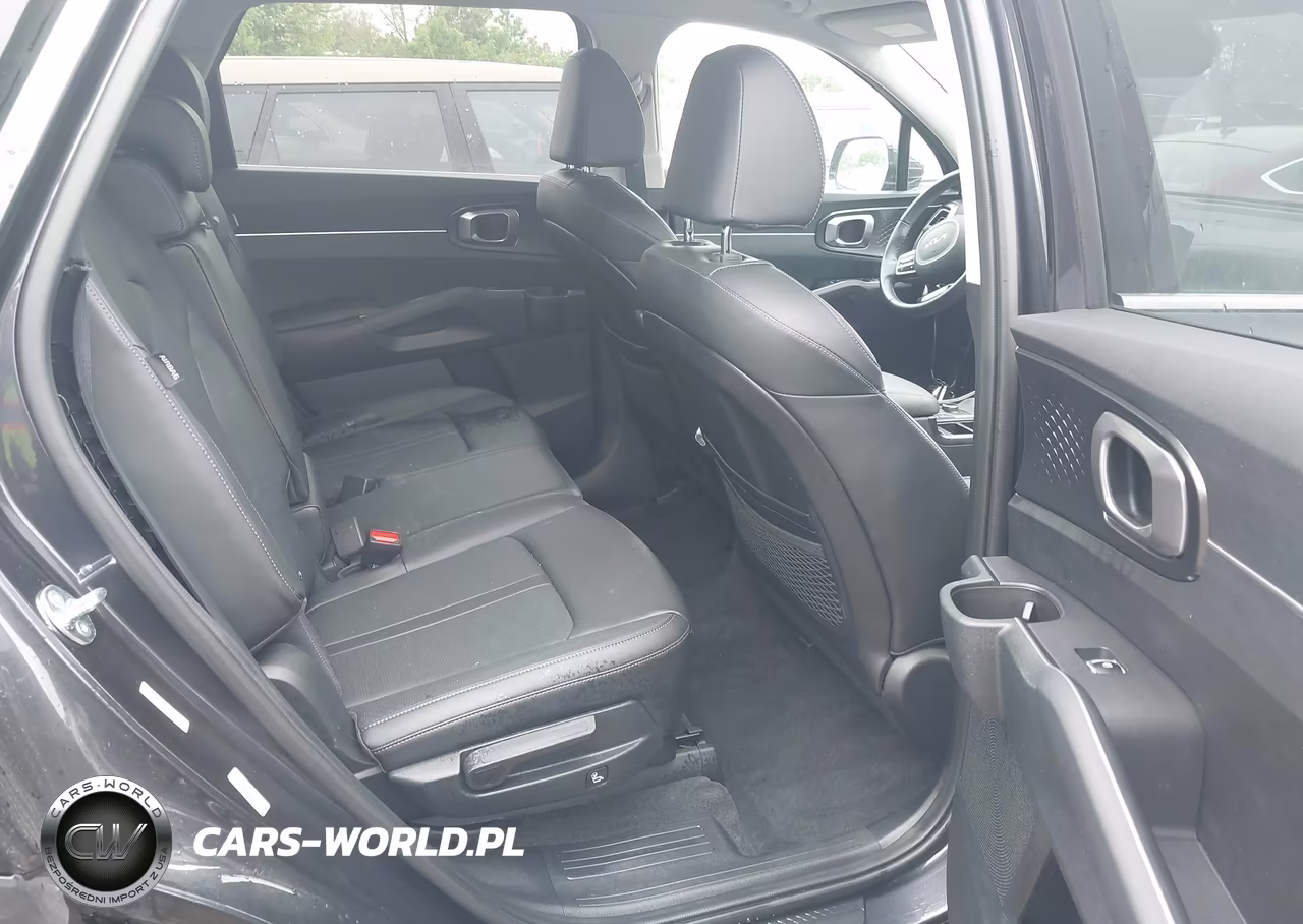 2025 Kia Sorento S VIN:5XYRLDJC4SG383260 - 8