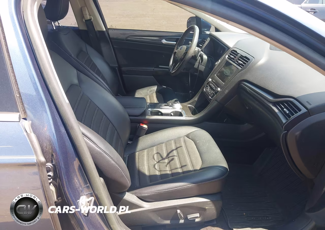2018 Ford Fusion Se VIN:3FA6P0HD2JR157369 - 5