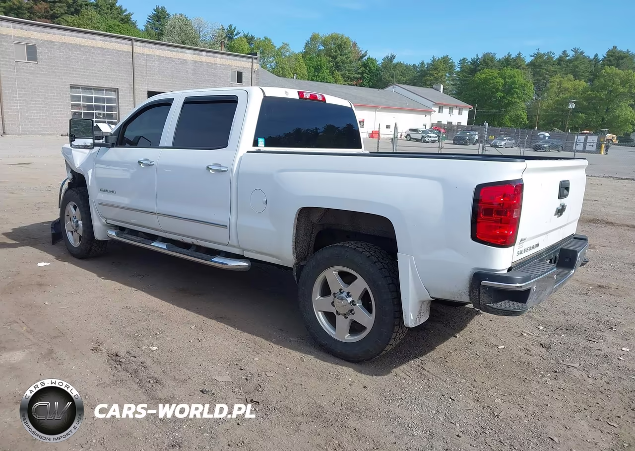 2015 Chevrolet Silverado 2500Hd Ltz VIN:1GC1KWE8XFF101875 - 3