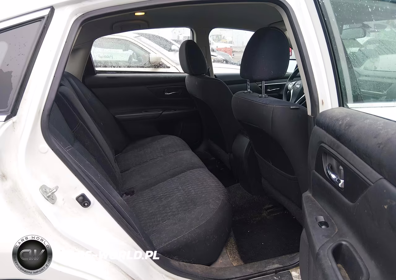2018 Nissan Altima 2.5 S VIN:1N4AL3AP8JC165678 - 8