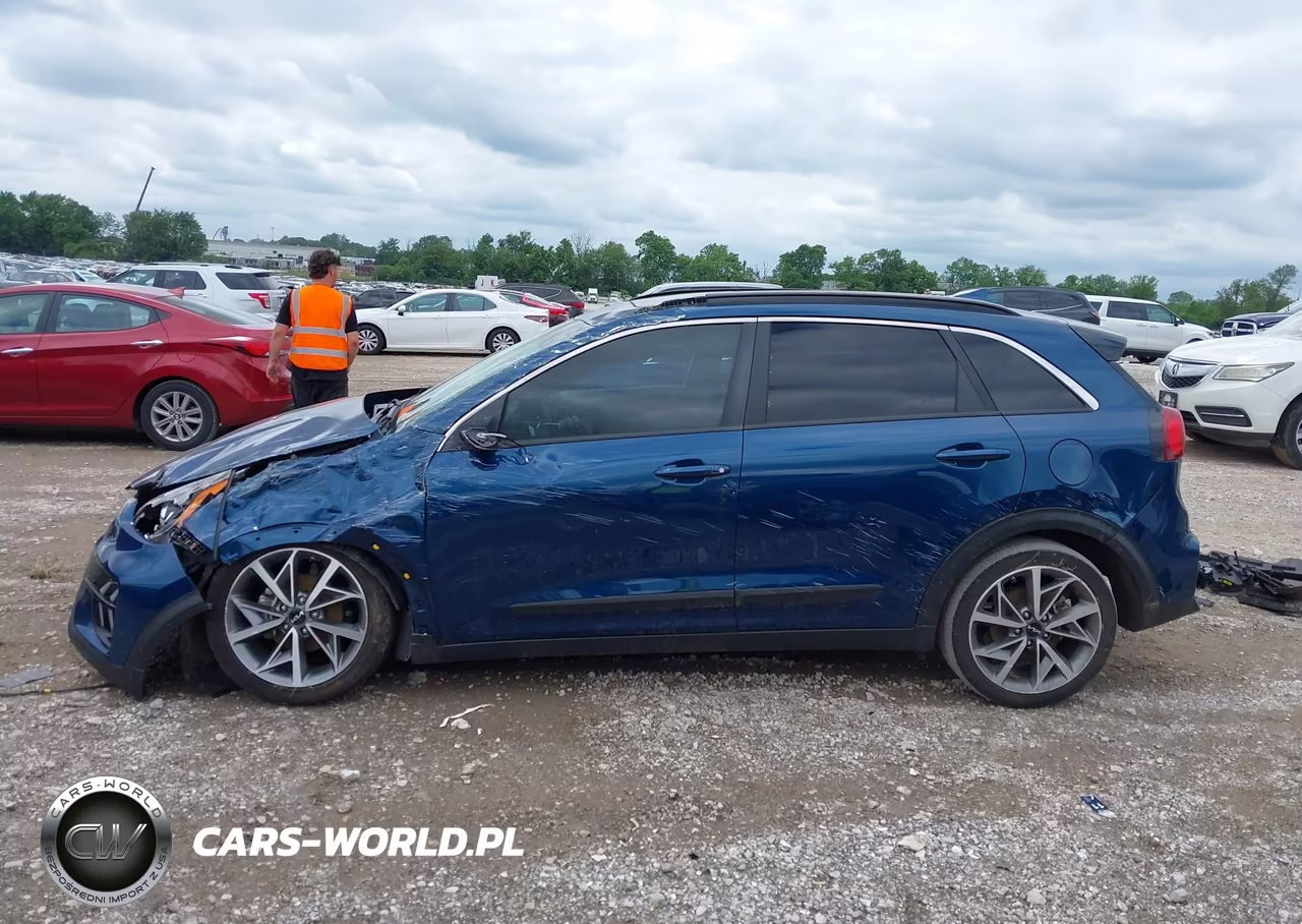 2022 Kia Niro Touring Se VIN:KNDCC3LC3N5545129 - 15