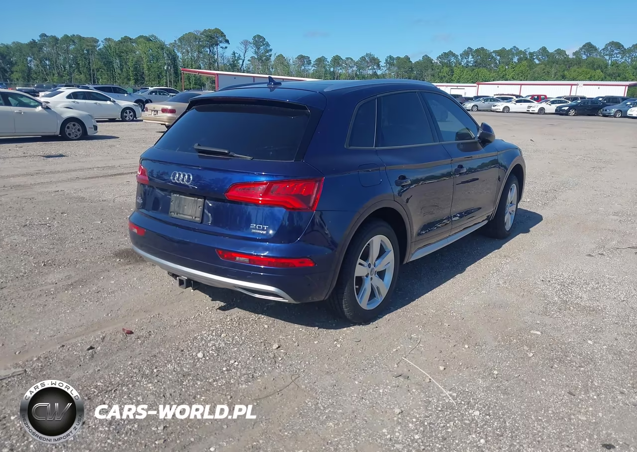 2018 Audi Q5 2.0T Premium-2.0T Tech Premium VIN:WA1ANAFY6J2075116 - 4