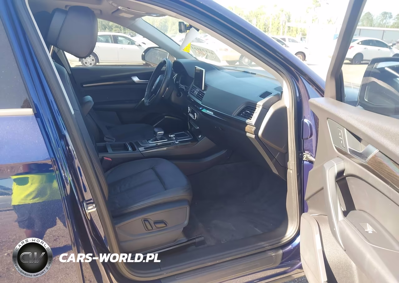 2018 Audi Q5 2.0T Premium-2.0T Tech Premium VIN:WA1ANAFY6J2075116 - 5