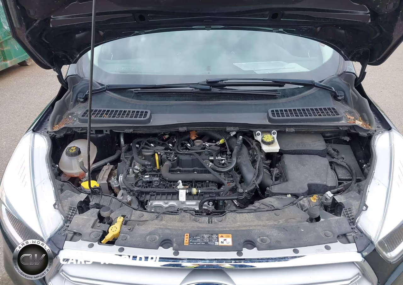 2019 Ford Escape Se VIN:1FMCU9GD0KUC54152 - 10