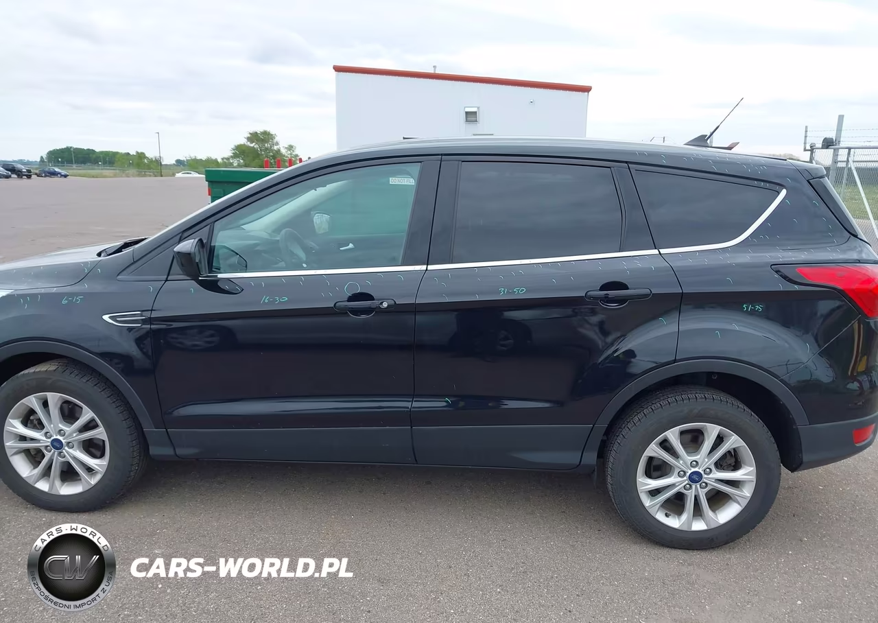 2019 Ford Escape Se VIN:1FMCU9GD0KUC54152 - 14
