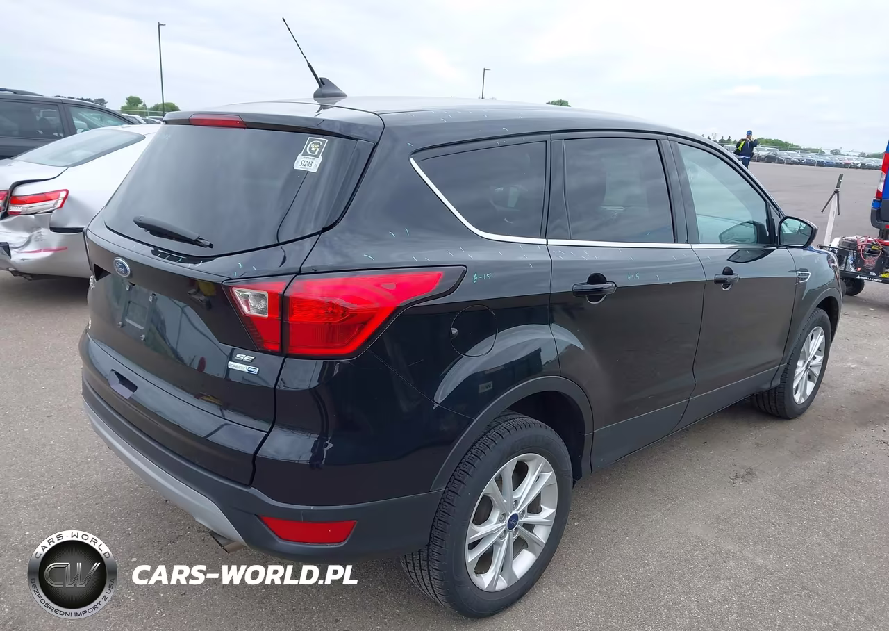 2019 Ford Escape Se VIN:1FMCU9GD0KUC54152 - 4