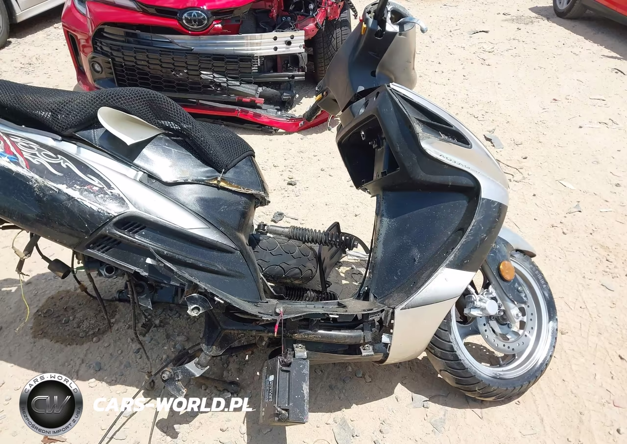 2020 Tao Tao Moped VIN:L9NTCGPB0L1000262 - 12