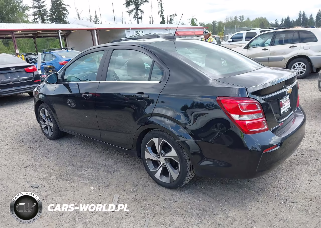 2018 Chevrolet Sonic Premier Auto VIN:1G1JF5SB5J4136495 - 3