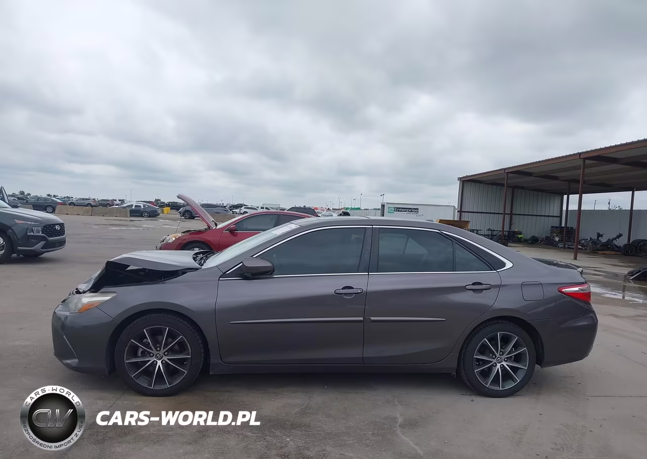 2015 Toyota Camry Xse VIN:4T1BF1FK6FU944985 - 14
