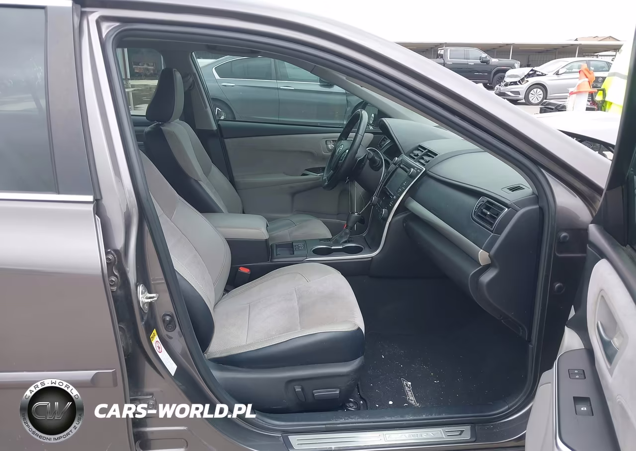 2015 Toyota Camry Xse VIN:4T1BF1FK6FU944985 - 5