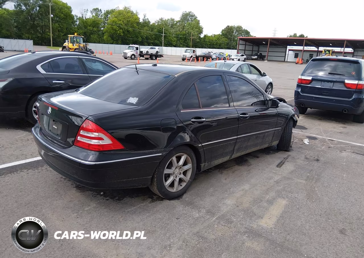 2007 Mercedes-Benz C 350 Luxury-Sport VIN:WDBRF56H87F906130 - 4