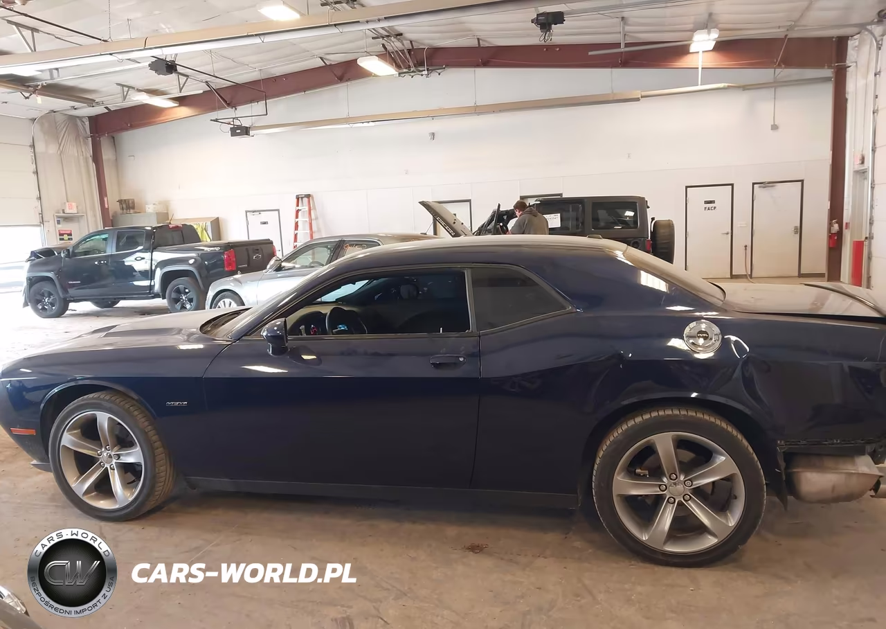 2015 Dodge Challenger R-T VIN:2C3CDZATXFH835126 - 14
