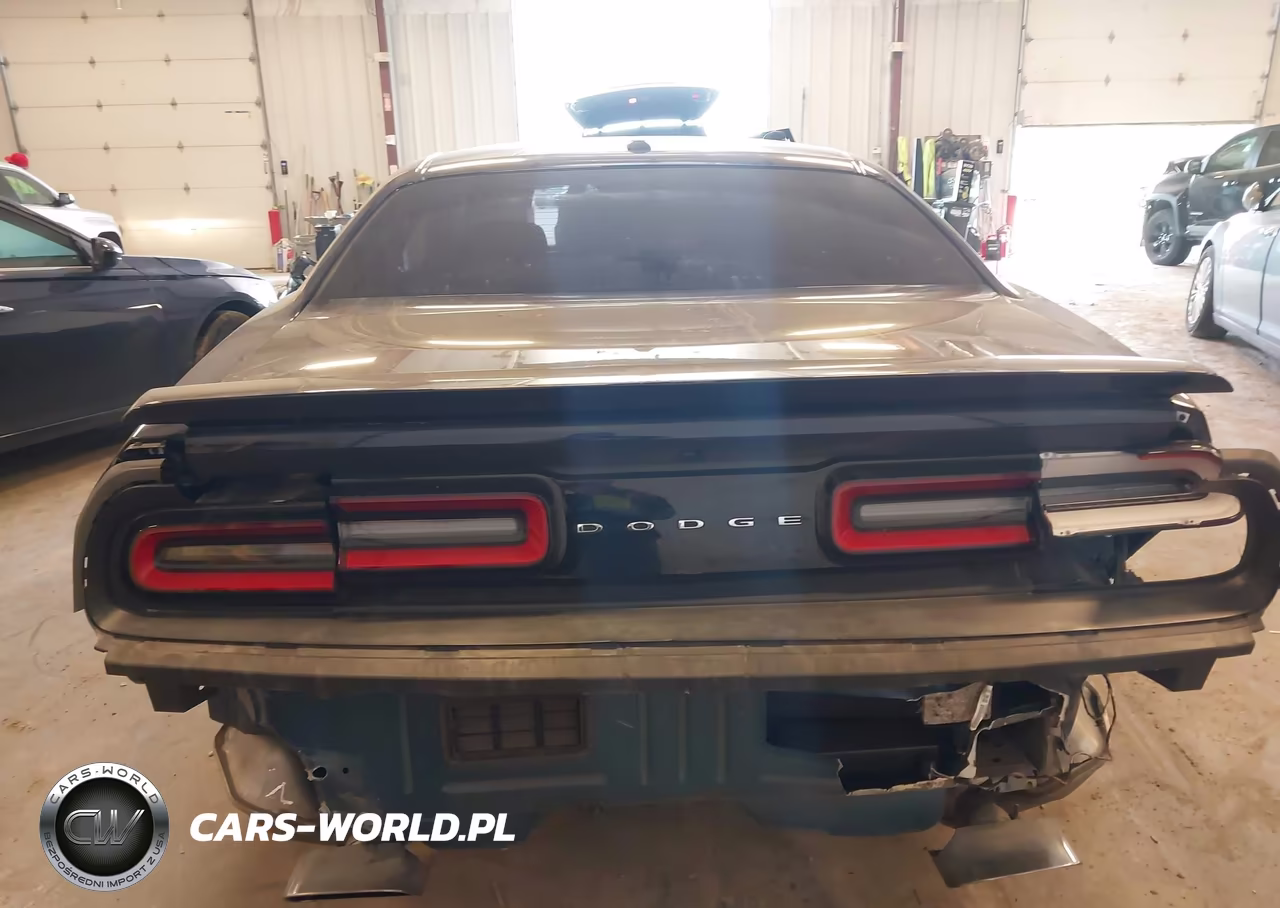 2015 Dodge Challenger R-T VIN:2C3CDZATXFH835126 - 16