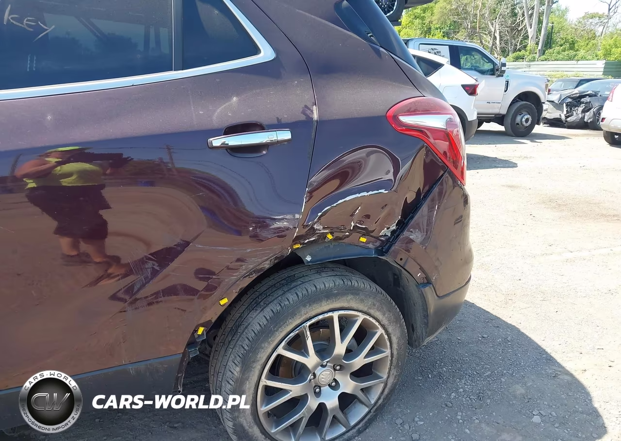 2018 Buick Encore Sport Touring VIN:KL4CJ1SB7JB612341 - 18