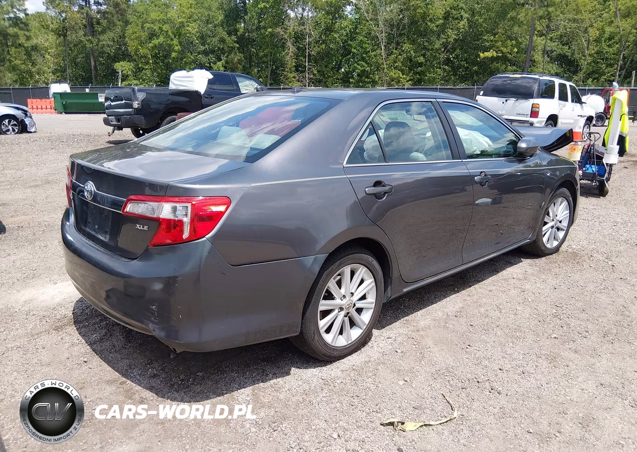 2014 Toyota Camry Xle VIN:4T1BF1FK1EU350108 - 4