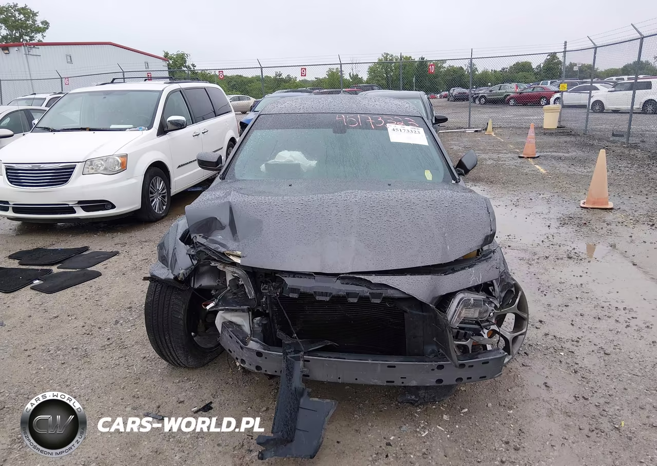2016 Chrysler 300 300S VIN:2C3CCABGXGH294943 - 13