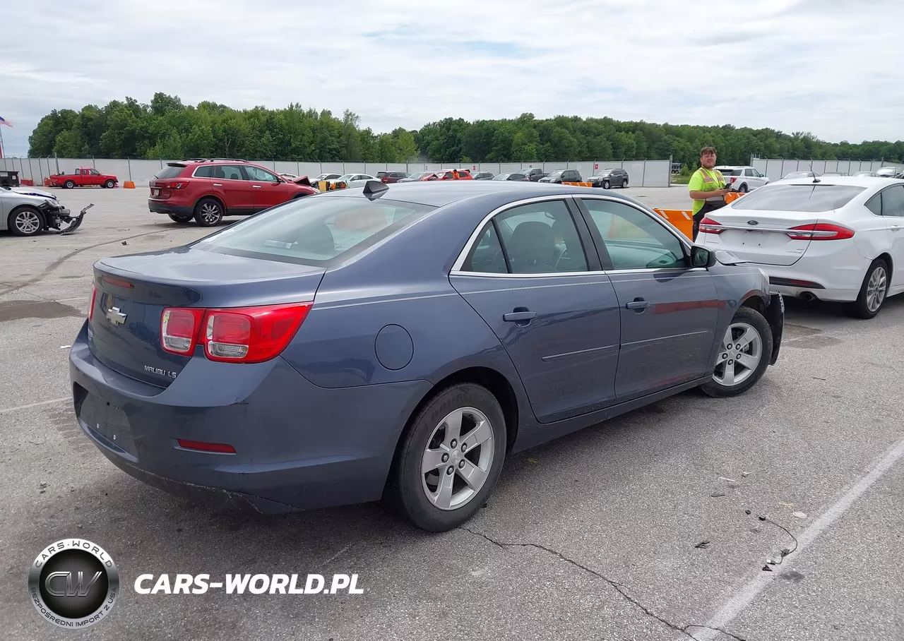 2014 Chevrolet Malibu 1Ls VIN:1G11B5SL9EF191918 - 4