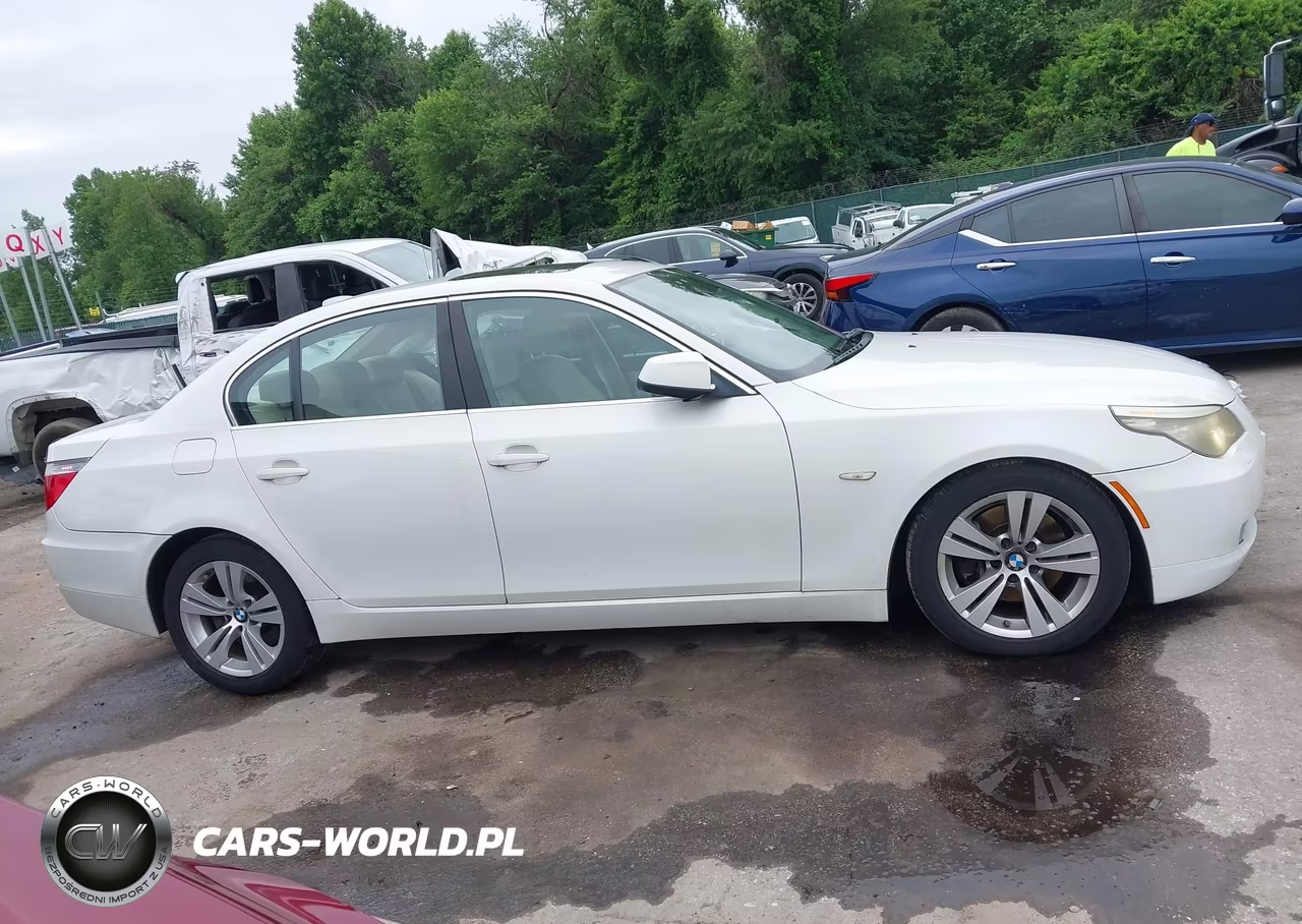 2010 BMW 528I VIN:WBANU5C50AC363961 - 14