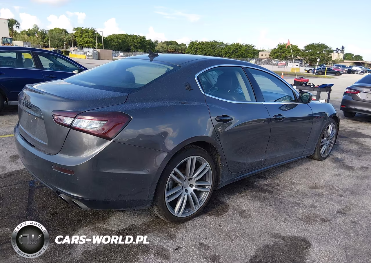 2014 Maserati Ghibli S VIN:ZAM57RTAXE1125207 - 4