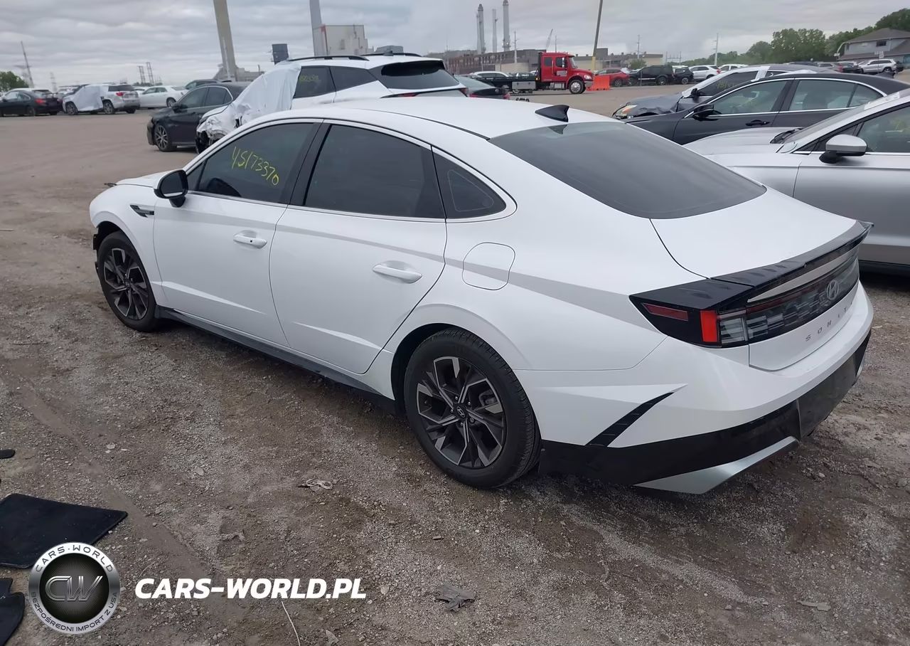 2024 Hyundai Sonata Sel VIN:KMHL64JA6RA401775 - 3