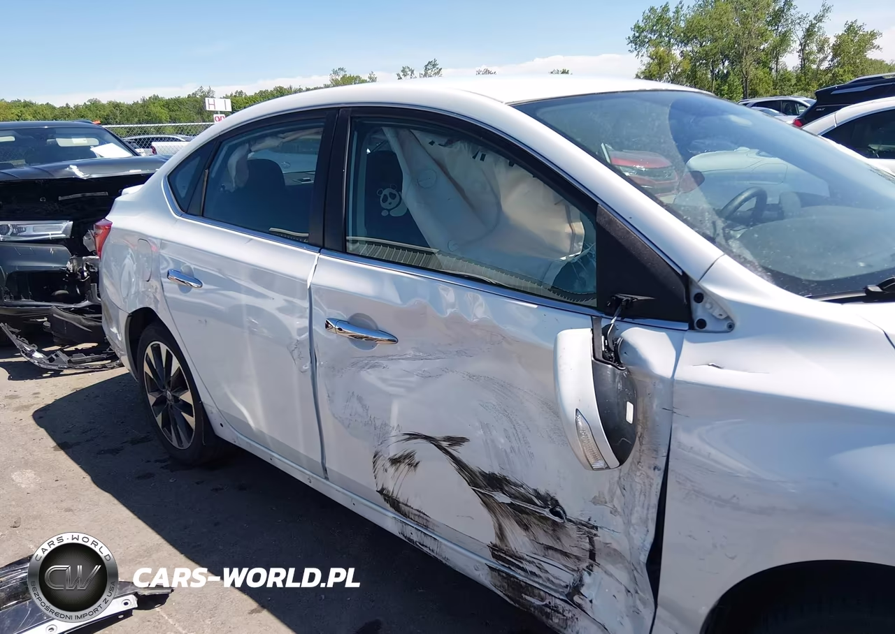 2018 Nissan Sentra Sr VIN:3N1AB7AP3JY347044 - 13