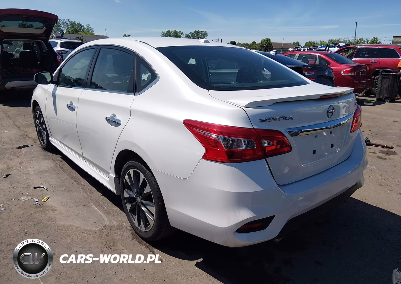 2018 Nissan Sentra Sr VIN:3N1AB7AP3JY347044 - 3